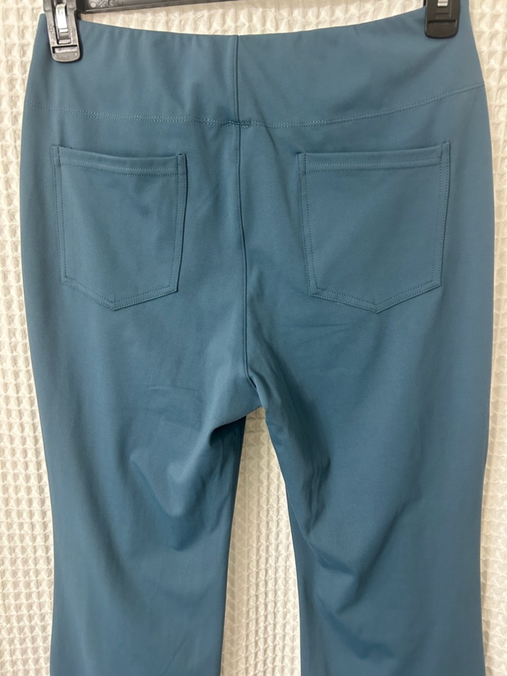 NWT Halara Teal High Waisted Flare Work Leisure Pants Stretch Back Pocket Large - Picture 4 of 5